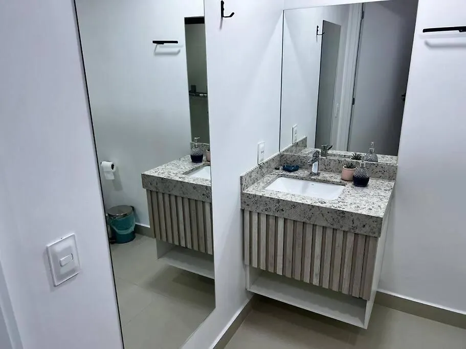 Studio Novinho E Moderno Em Pinheiros Sao Paulo